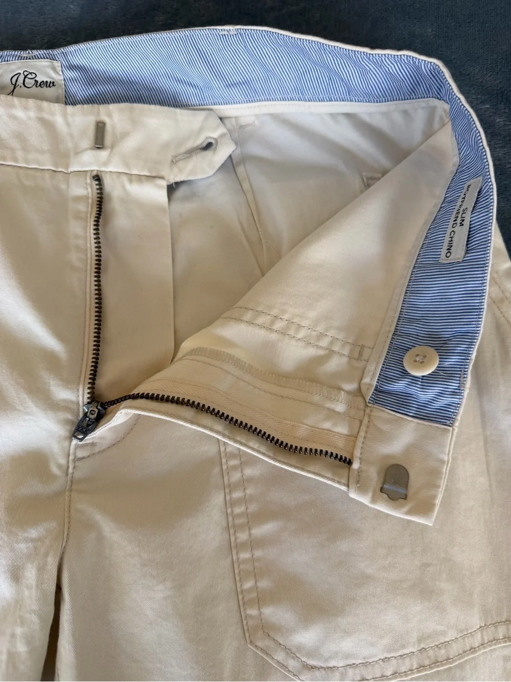 NWT Slim Boyfriend Chino Lightweight Patch-Pocket Cream Casual Pants Size 28
